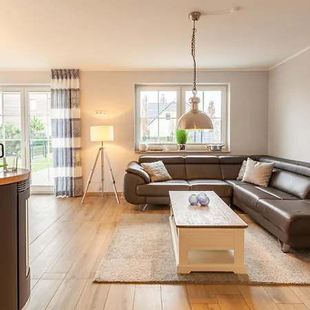 Semesterbostad Seeloewe *