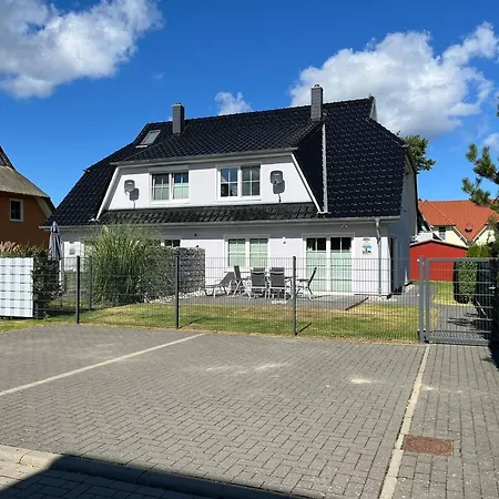 Seeloewe Zingst